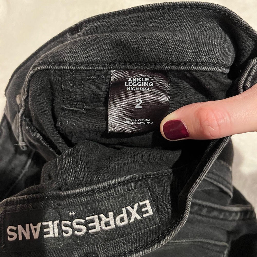 HIGH RISE ANKLE LEGGING JEANS - Picture 5 of 5